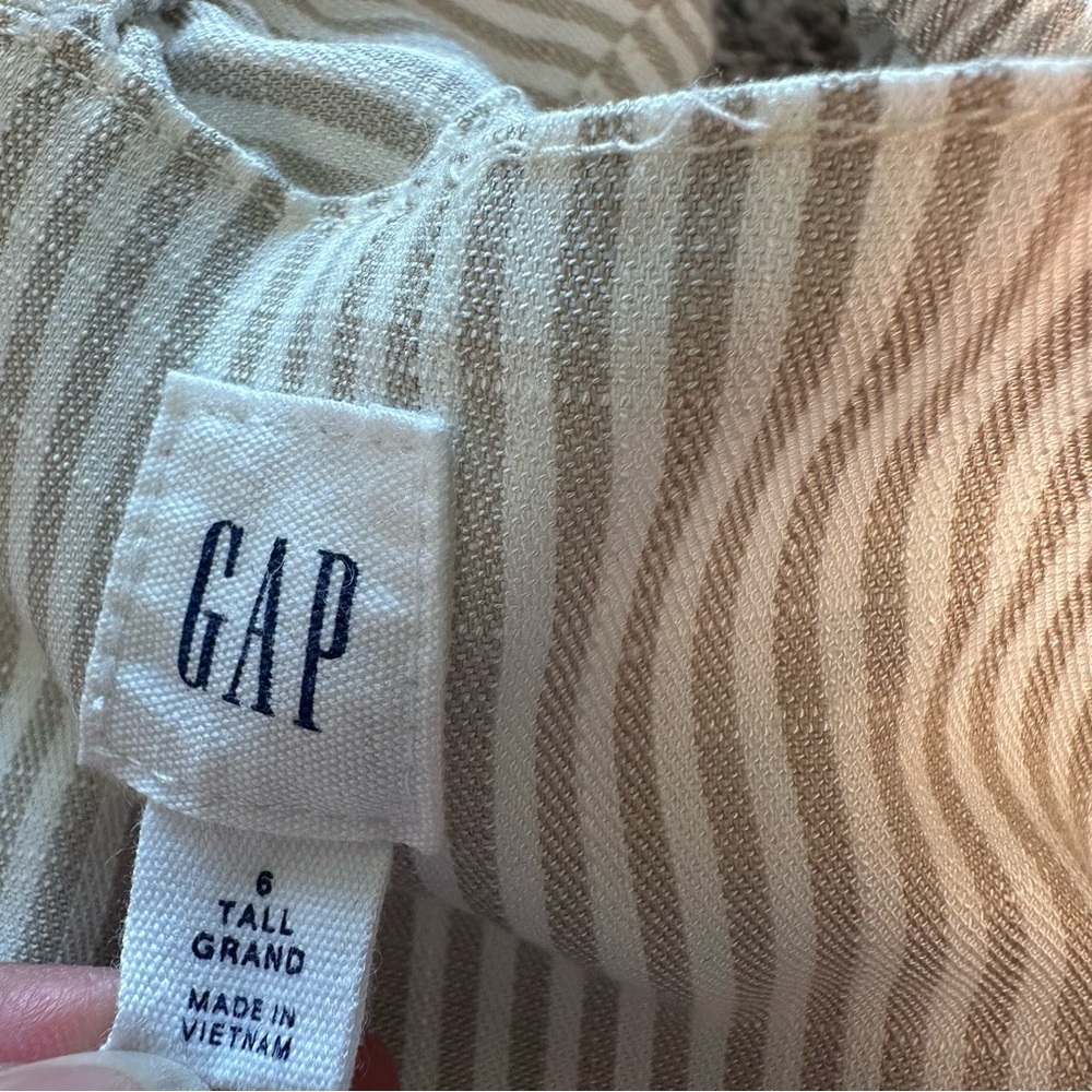 GAP Apron Ruffle Jumpsuit Neutral Stripes Size 6 Tall - Picture 5 of 12
